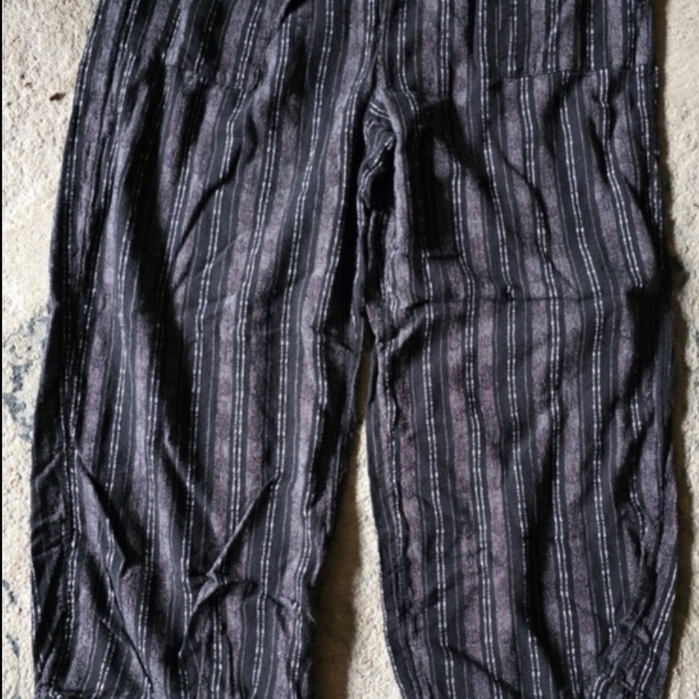 Time and Tru Women's Black and Gray Striped Corduroy Pants